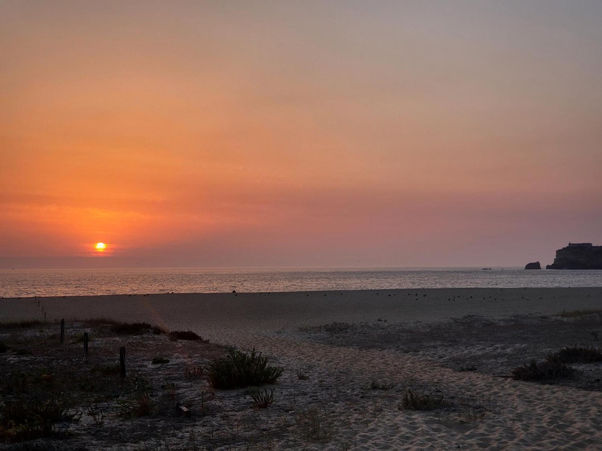 Nazare Uninterrupted Views And Sounds Of The Sea Apartment ปาไตอัส ภายนอก รูปภาพ